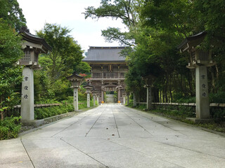 秋葉山本宮秋葉神社　上社　黄金の鳥居