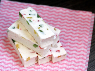 White marshmallow with marmalade crumbs, dessert