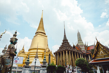 Fototapeta premium バンコク三大寺院：ワットパクナム