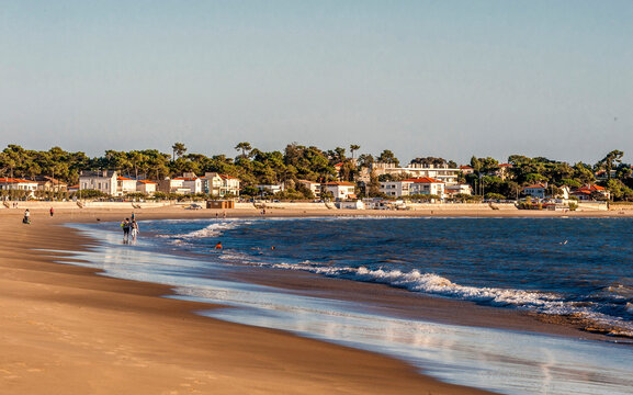 France, Charente-Maritime, Royan, the grande Corniche beach and te district of the Parc