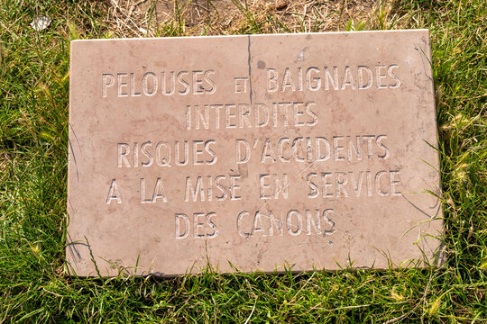 France, Paris, June 2019, information plaque indicating that swimming and lawn use are prohibited.