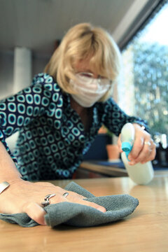 Woman at home for coronavirus, Covid 19 fight