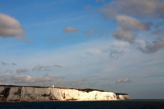 England, Kent, cliffs of Dover.