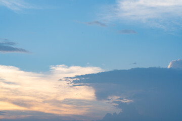 青空　空　雲　背景　背景素材