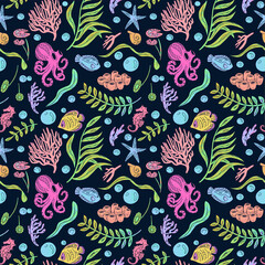 Naklejka premium Colorful seamless pattern of under water life. Made of green and blue seaweed, leaves, pink, orange, purple corals, sea horses, air bubbles, yellow fish, octopuses 