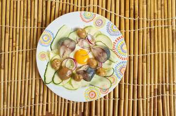 Smoked mackerel, courgette Mushroom salad