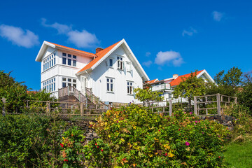 Fototapeta na wymiar Haus auf der Insel Dyrön in Schweden