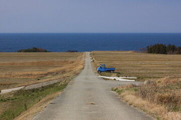 日本の田舎の島の田園風景