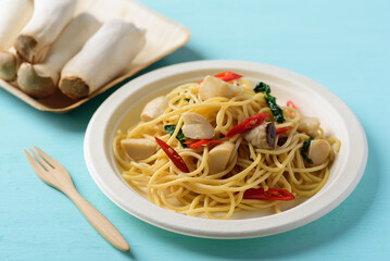 Stir- fried spicy spaghetti with mushroom, Thai style, Vegan food
