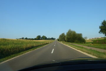 Autocockpit und Straße