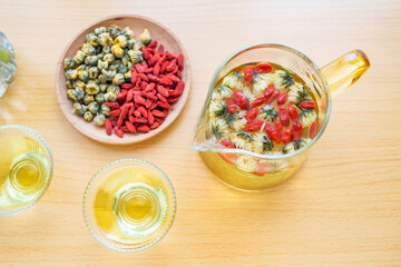 Herbal scented medlar and chrysanthemum tea