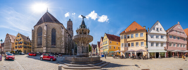 Rübenmarkt und Sankt Georg Kirche, Nördlingen, Deutschland 