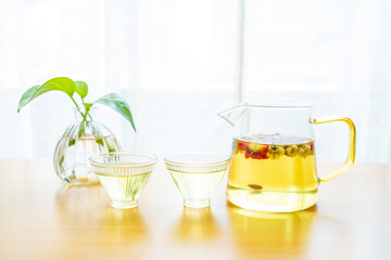 Herbal scented medlar and chrysanthemum tea