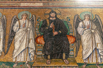 Naklejka premium Mosaic in the Basilica of Sant'apollinare Nuovo