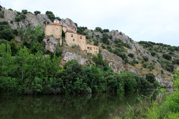 Fototapeta na wymiar Hermitage of San Saturio next to the Duero River in Soria (Spain)