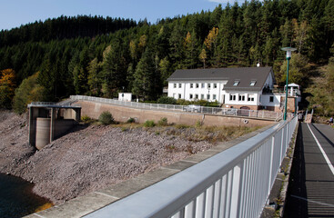 Trinkwasser, Wasserversorgung, Damm, Thueringen, Ohratalsperre, Luisenthal, Thueringen,...