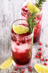 cocktail Pomegranate with lime