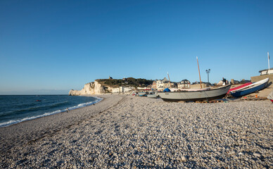 Fototapeta na wymiar beach of Etretat