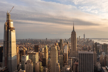 Fototapeta na wymiar Golden Hour Light Reflecting Off Midtown Manhattan Skyscrapers