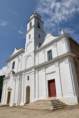 Obraz premium Façade baroque de l'église Saint-Jean à Santo Pietro di Tenda, Corse 