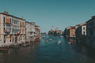Fototapeta na wymiar River through Venice 2