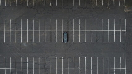 Auto auf Parkplatz
