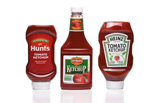 Download 2 792 Best Ketchup Bottle Label Images Stock Photos Vectors Adobe Stock