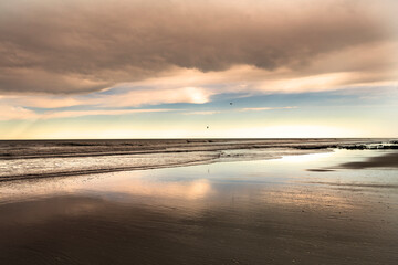 Naklejka premium sunset on the beach