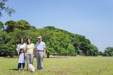 Obraz premium 幸せなファミリー・家族イメージ