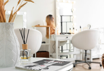 Stylish interior of modern hairdresser salon - obrazy, fototapety, plakaty