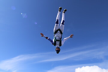 Fototapeta na wymiar Skydivers over norway