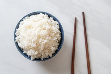 cooked white rice bowl