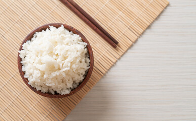 cooked white rice bowl