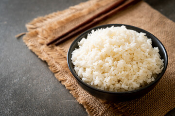 cooked white rice bowl
