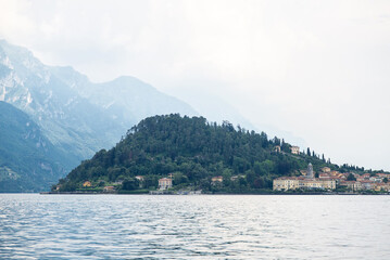 Naklejka premium Lake Como with Alps. Bellagio City Skyline. Italy.