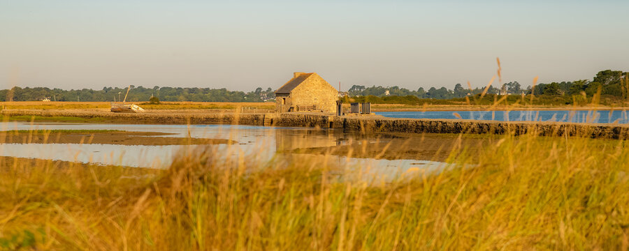 Arz island in the Morbihan gulf