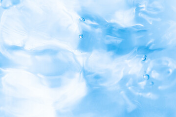 水の泡と水面、水中の素材。健康や医療、環境やライフスタイル、飲料のイメージ。	