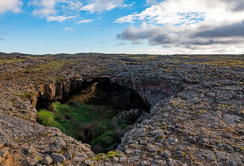 Island Vulkan Thrihnukagigur Volcano Bláfjöll Hafnarfjörður Iceland Panorama Lavafeld Landschaft Tunnel Einsturz Weite Geologie Inside the Volcano Abenteuer Krater Aussicht Wanderung Eruption Wildnis  © ON-Photography