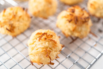 Coconut cookies