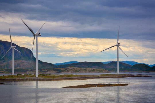 Windgenerators