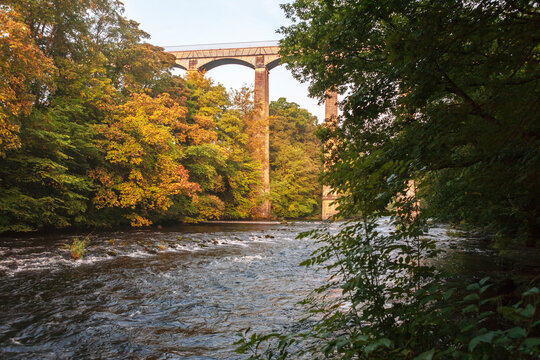 The Pontcysllyte Aqueduct, carrying the Llangollen Canal over the River Dee, Wrexham, Wales