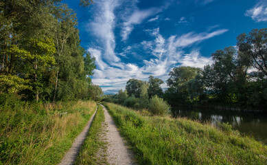 Weg in den Ammerauen