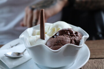 chocolate ice cream