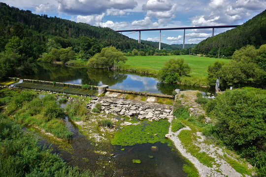Autobahnviadukt &uuml;ber das Neckartal