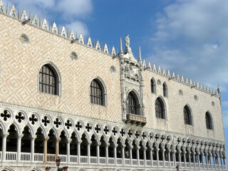 Fototapeta premium Venice (Italy). Main facade of the Ducal Palace in the city of Venice.