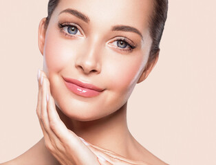 Fototapeta premium Beauty woman portrait healthy skin manicure hands natural make up