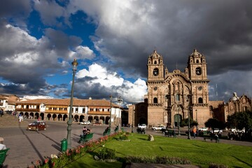 Fototapeta na wymiar Company of Jesus Church, Iglesia de La Compania de Jesus, Plaza de Armas in Cuzco, Peru