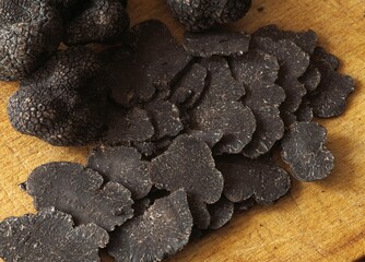 Perigord Truffle, tuber melanosporum, Mushrooms cut in Slices