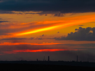 Fototapeta premium Colorful sunset over the city