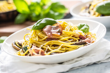 Italian pasta spaghetti prosciutto mushrooms parmesan and olive oil